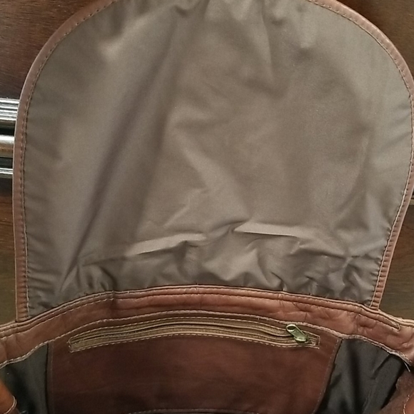 Leather backpack - Picture 4 of 5